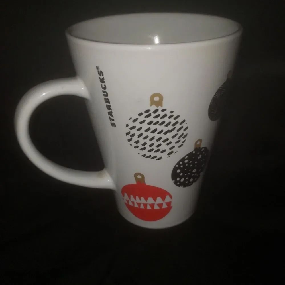 Starbucksย 2016 Black Red Ornament MugโCupโ17.24oz.